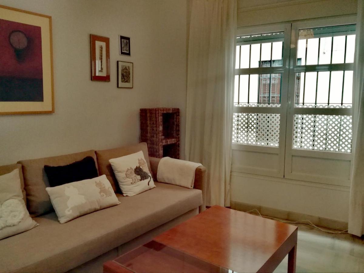 Apartamento San Luis. Plaza De Parking Gratis!!! Seville Exterior photo