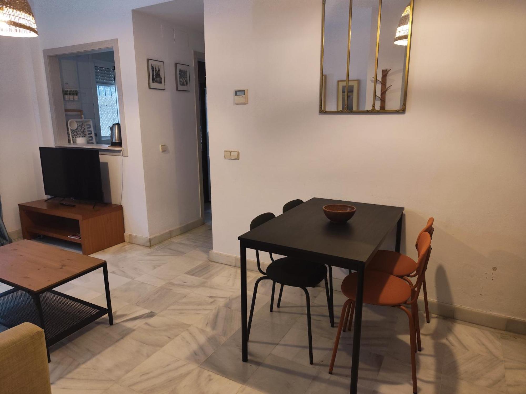 Apartamento San Luis. Plaza De Parking Gratis!!! Seville Exterior photo